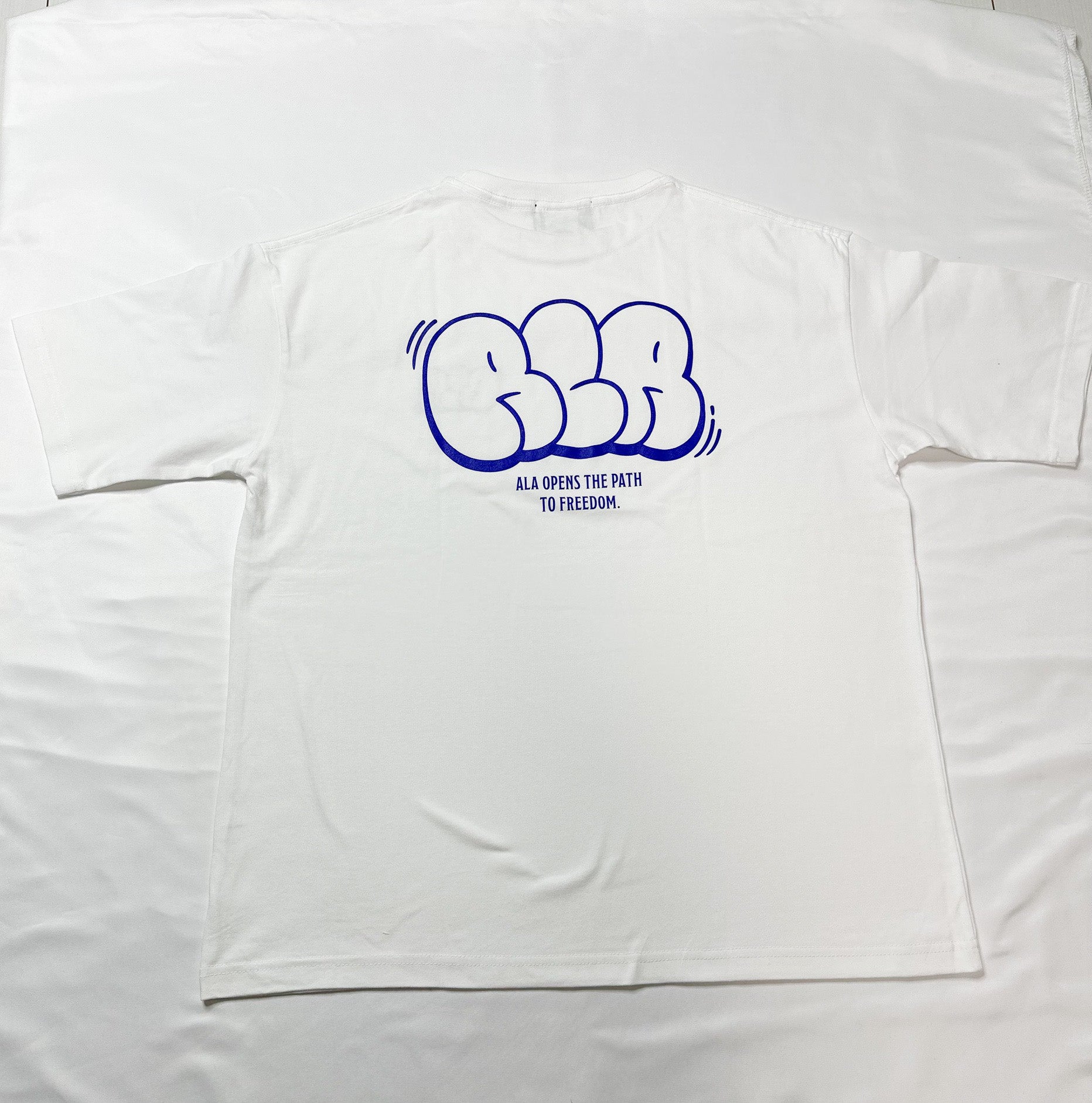 ALA　ストリートロゴTシャツ